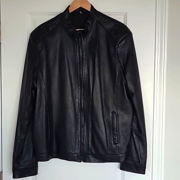 Men's Black Leather Jacket - Size 4XL - Picture 3 of 11